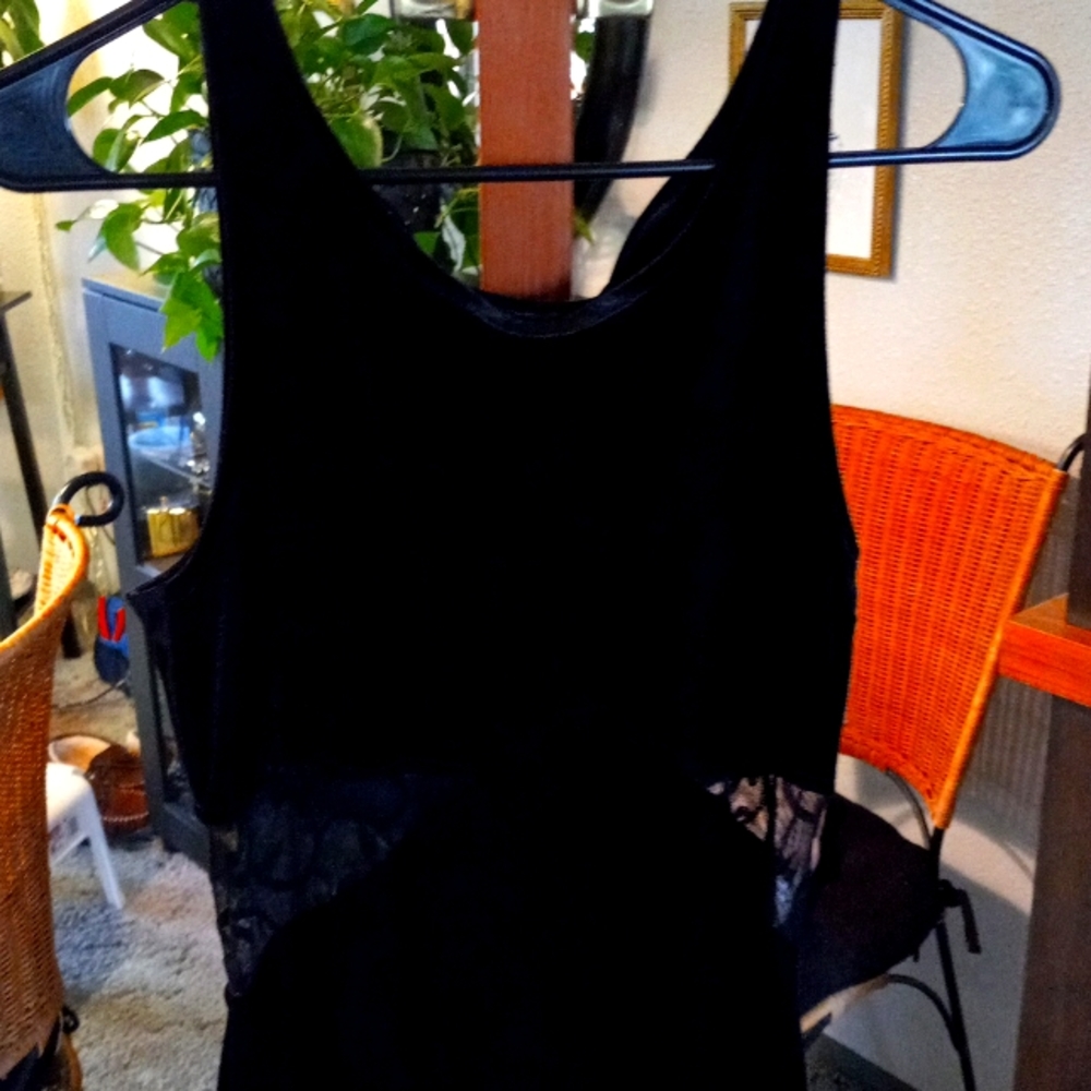 Black Valour Slip-on Sexy Evening Dress